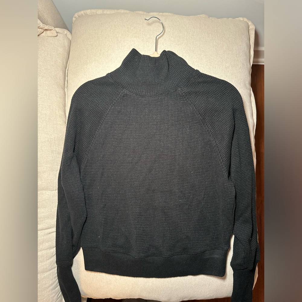 ALO Yoga Weekender Sweater